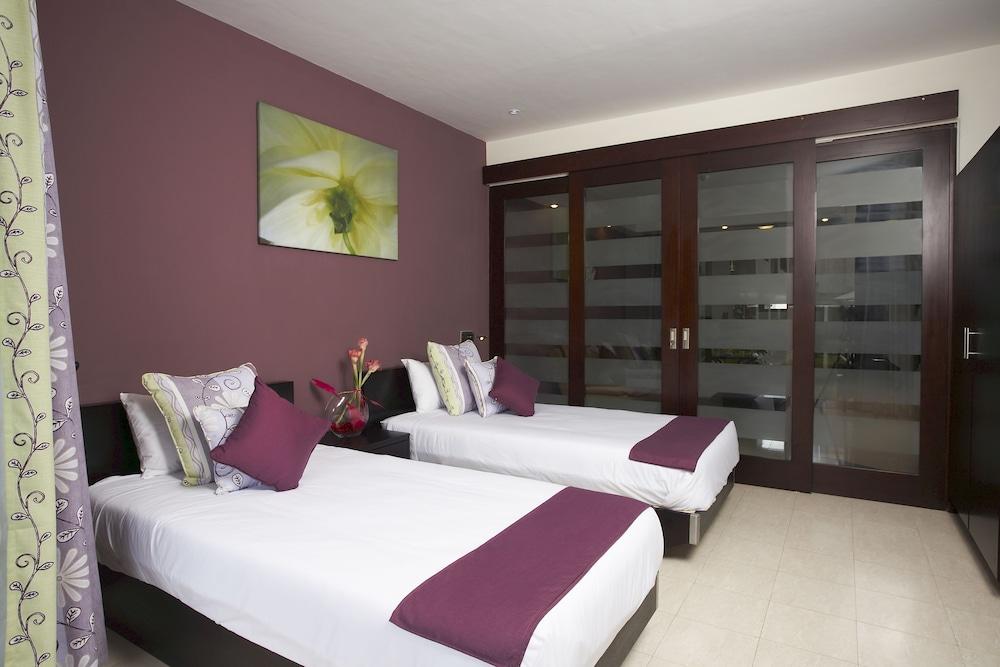 Grand Bay Suites Eksteriør billede