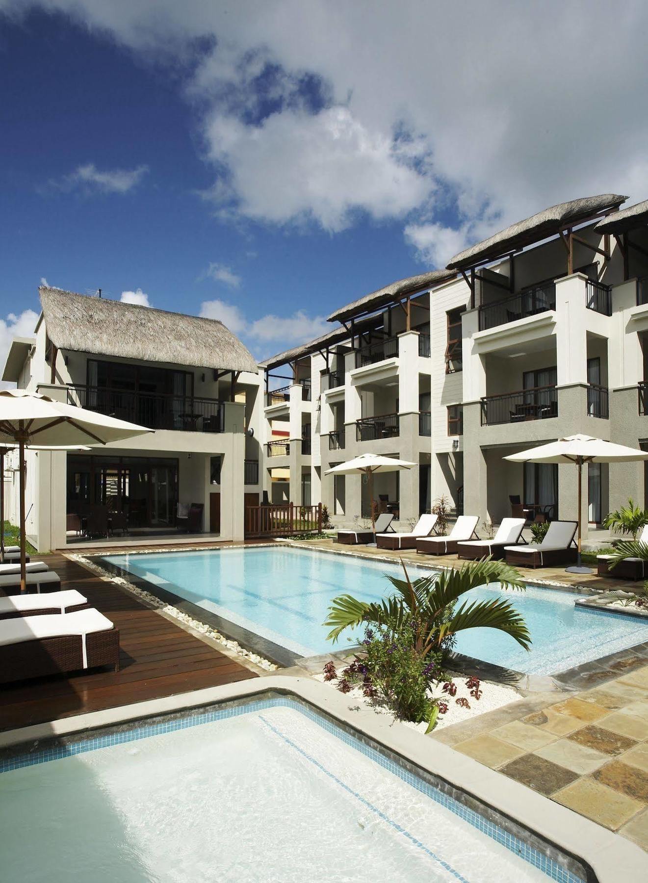 Grand Bay Suites Eksteriør billede