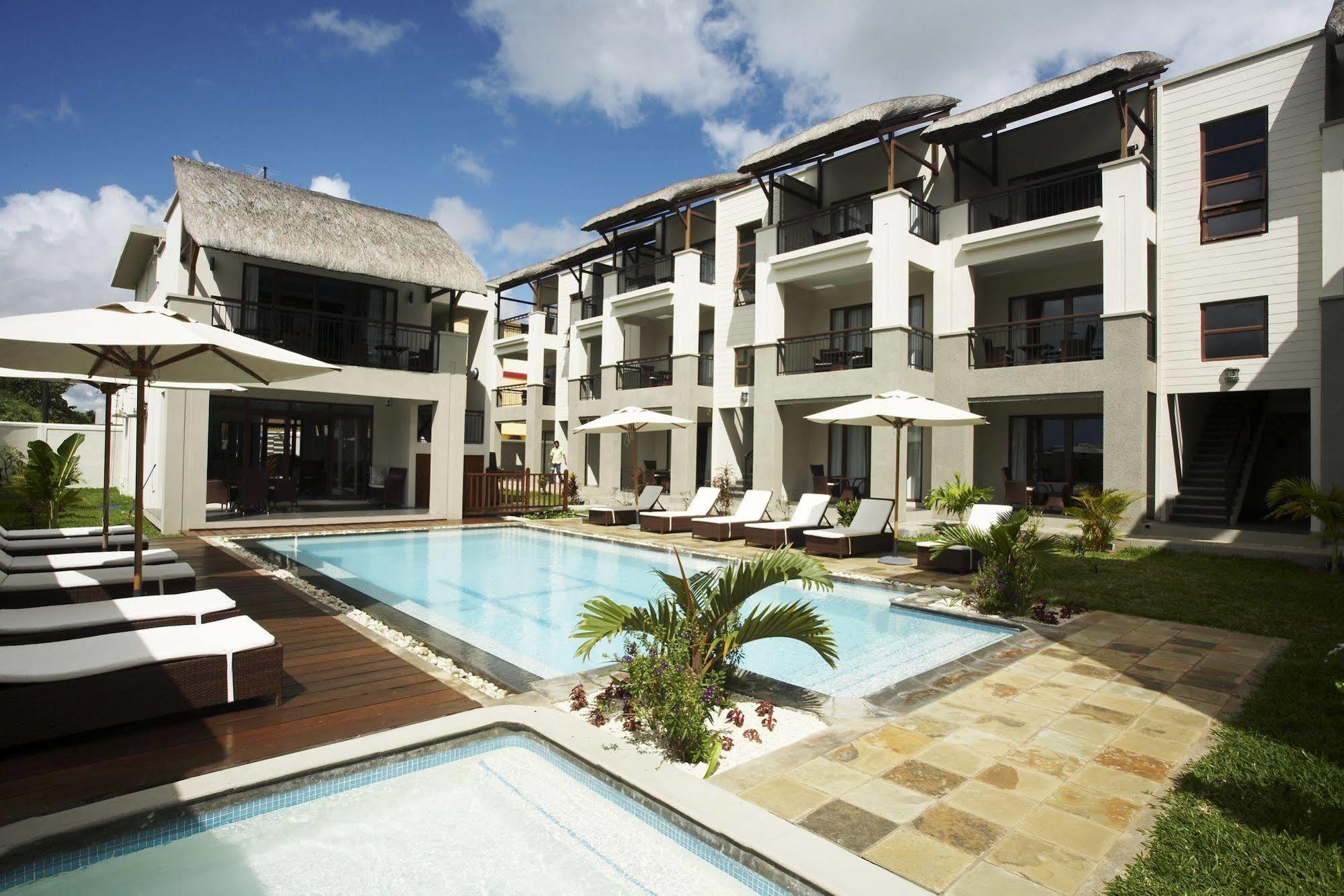 Grand Bay Suites Eksteriør billede
